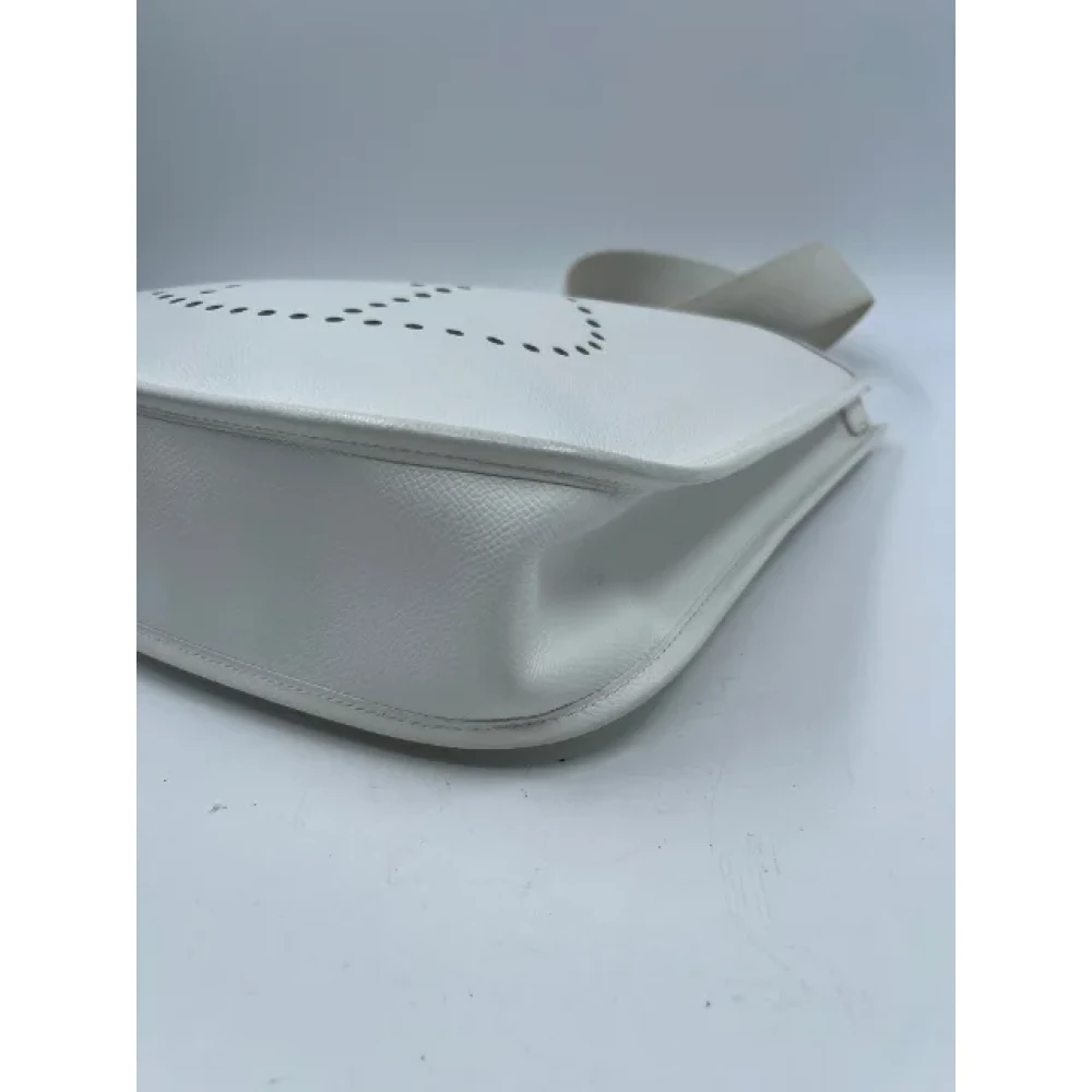 Hermès Vintage Pre-owned Leather shoulder-bags White Dames