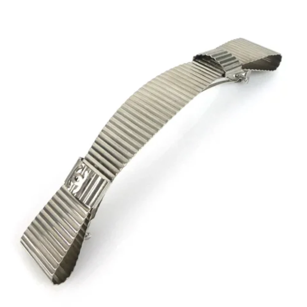 Chanel Vintage Pre-owned Metal hair-accessories Gray Dames