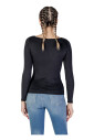 pull-noir-col-rond