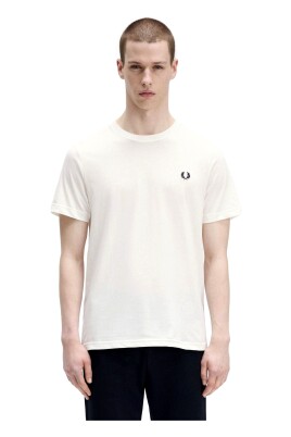 t-shirt-blanc-avec-petit-logo