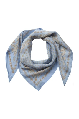 Karen Scarf