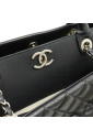 pre-owned-cuir-sacs-chanel