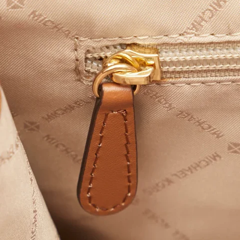 Michael Kors Pre-owned Canvas handbags Brown Dames