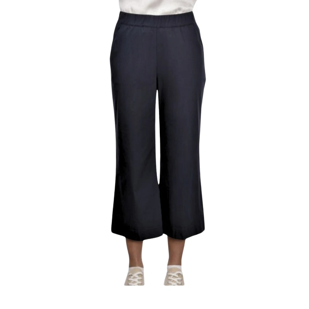 Gran Sasso Uitlopende Cropped Broek Black Dames
