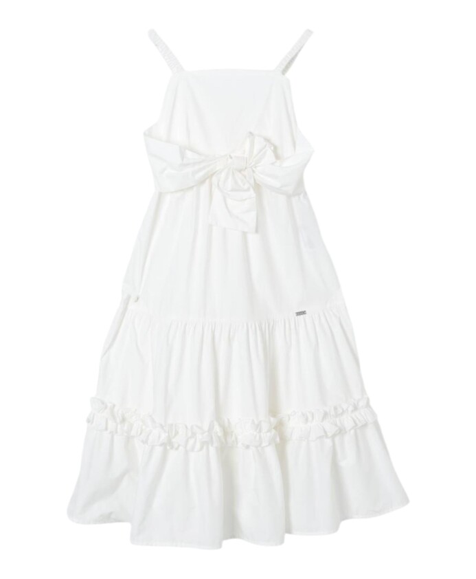 white-girl-suit-fashionable-certified-product