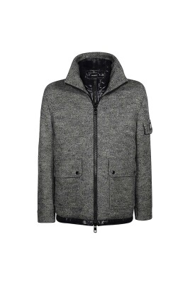 padded-jacket-with-multiple-pockets