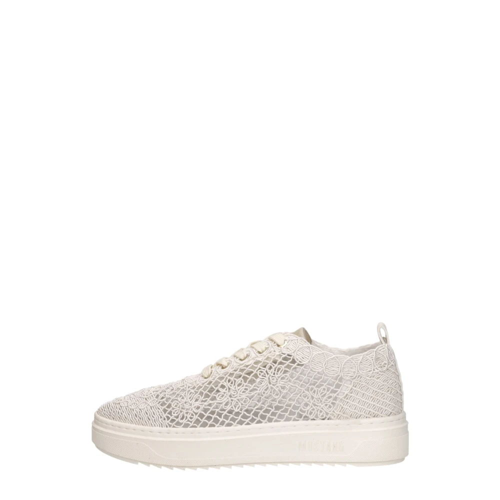 Mustang Low Sneaker Dames Schoenen Beige