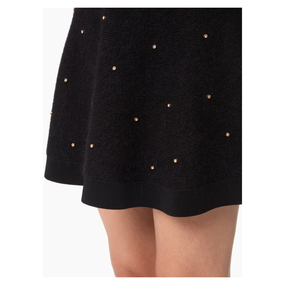 Nina Ricci Zwarte Mohair Mini Flared Rok Black Dames