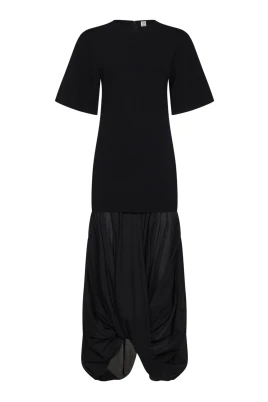 Panelerad T-shirtklänning