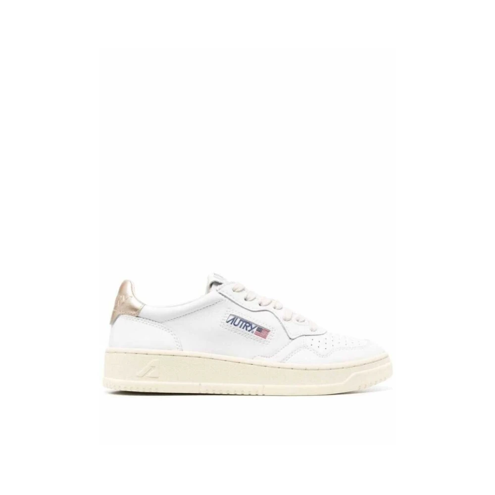 Autry White Sneakers, Female, 3 Uk, Medalist Low Trainers