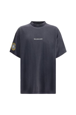 contrast-logo-cotton-tee