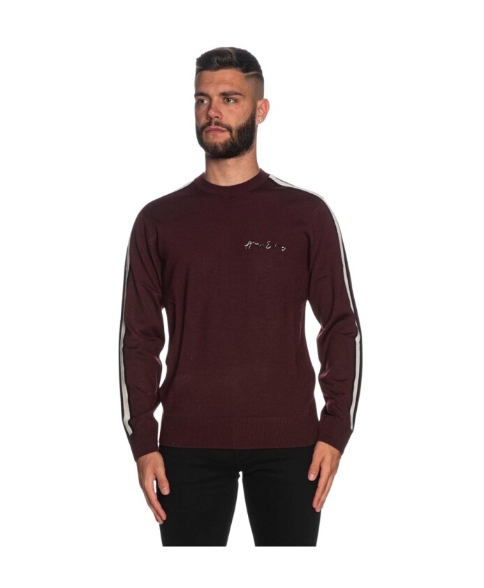 pull-classique-en-laine-col-rond-rouge