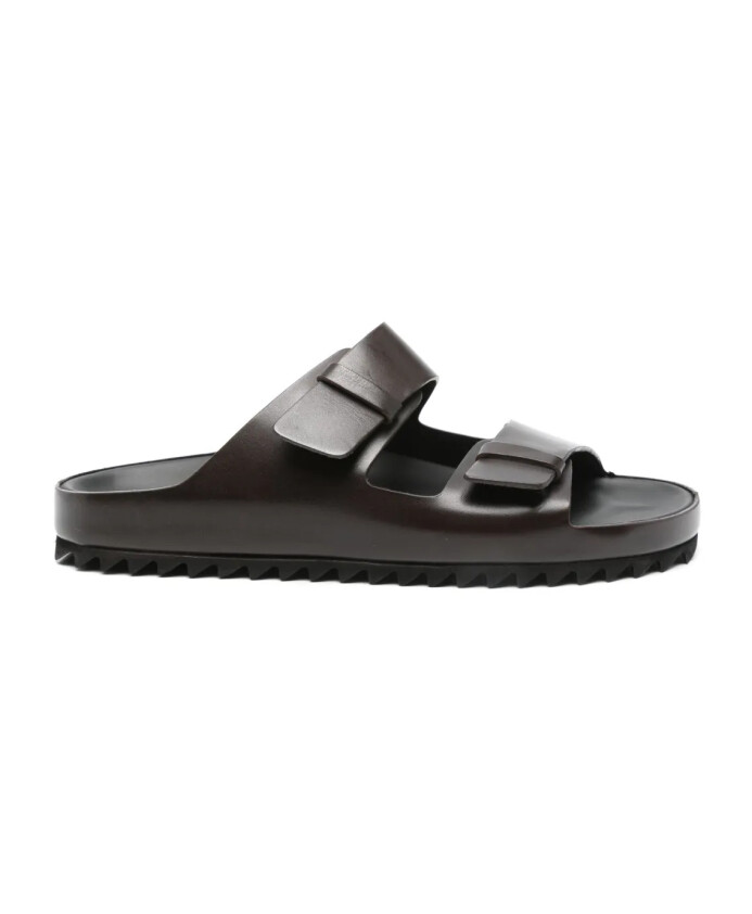 sandales-en-cuir-avec-semelle-en-caoutchouc