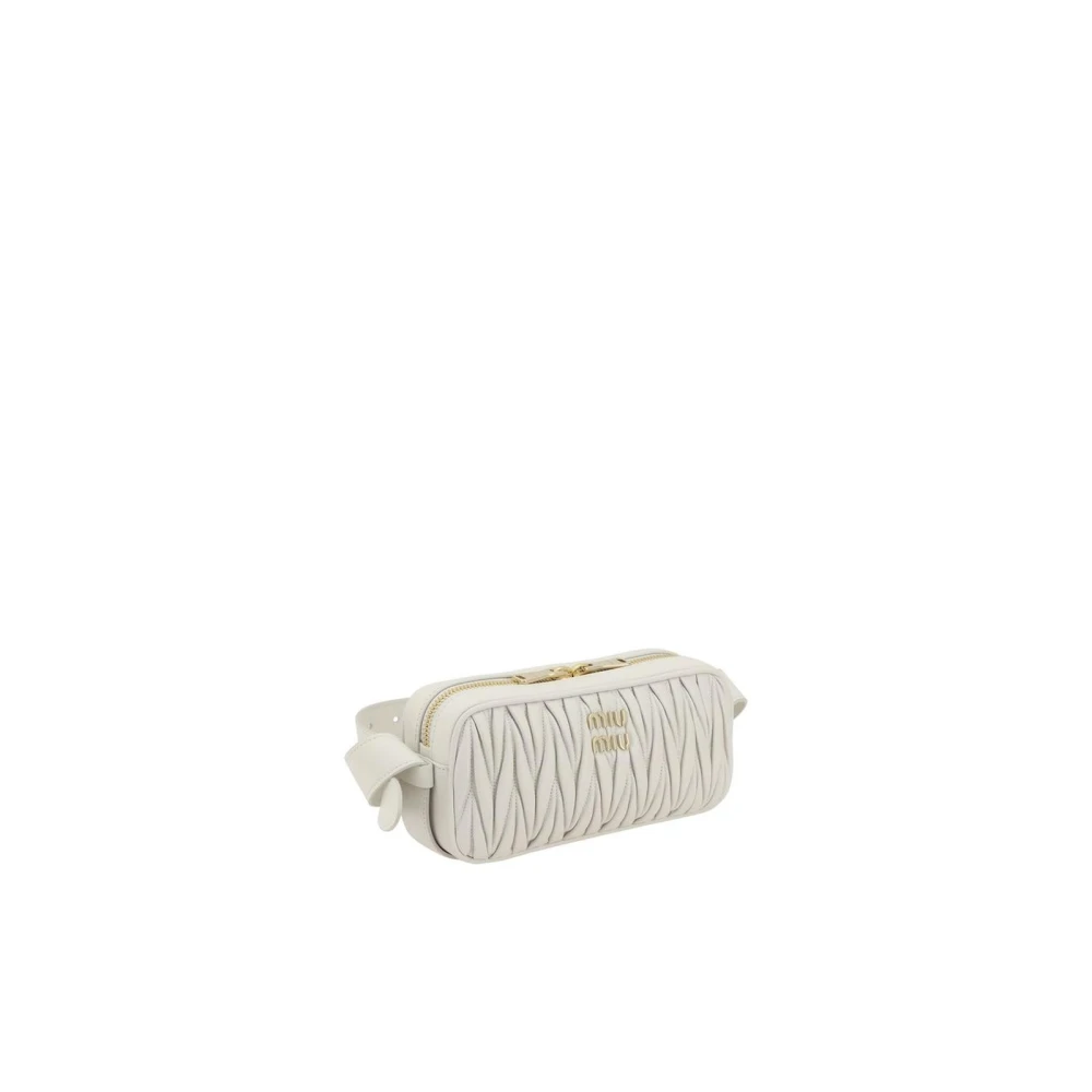 Miu Matelassé Leren Schoudertas met Monogram Plaque White Dames