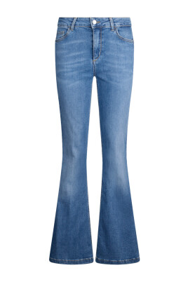flare-leg-denim-jeans