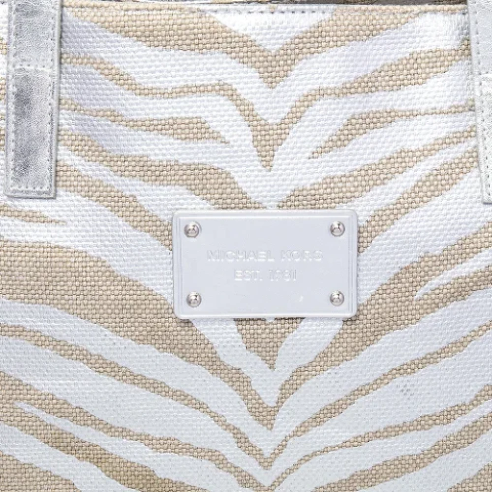 Michael Kors Pre-owned Canvas totes Beige Dames