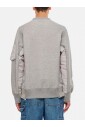 grijze-hybride-sweatshirt-stijlvolle-casual-look