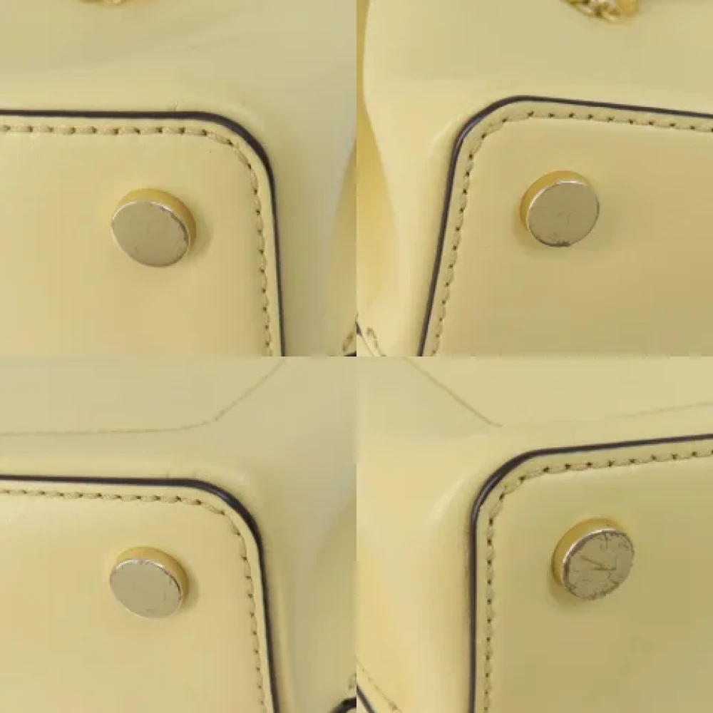 Michael Kors Pre-owned Leather shoulder-bags Beige Dames