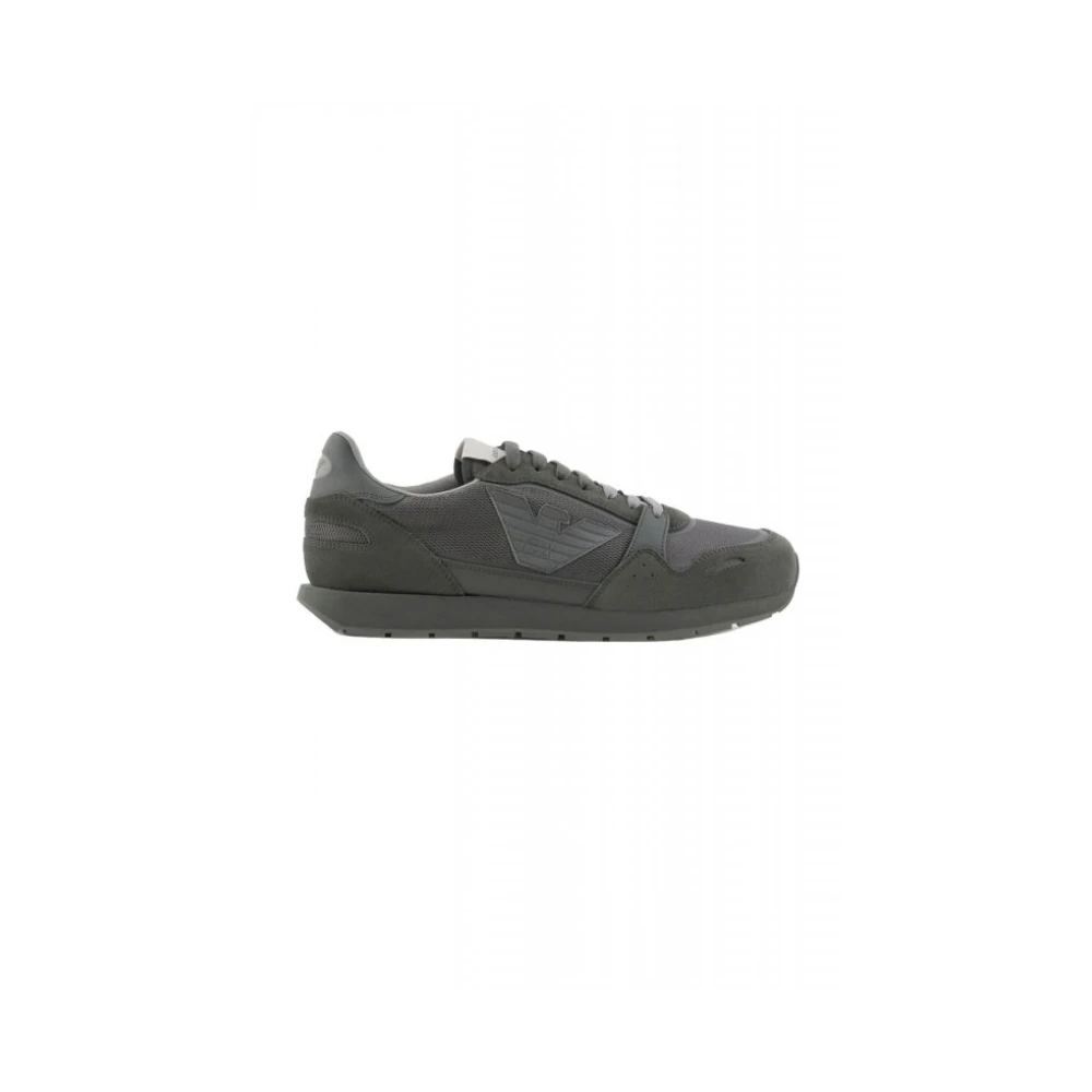 Emporio Armani Homme Gris - Chaussures > Baskets - Chaussures - Taille: 42 Eu