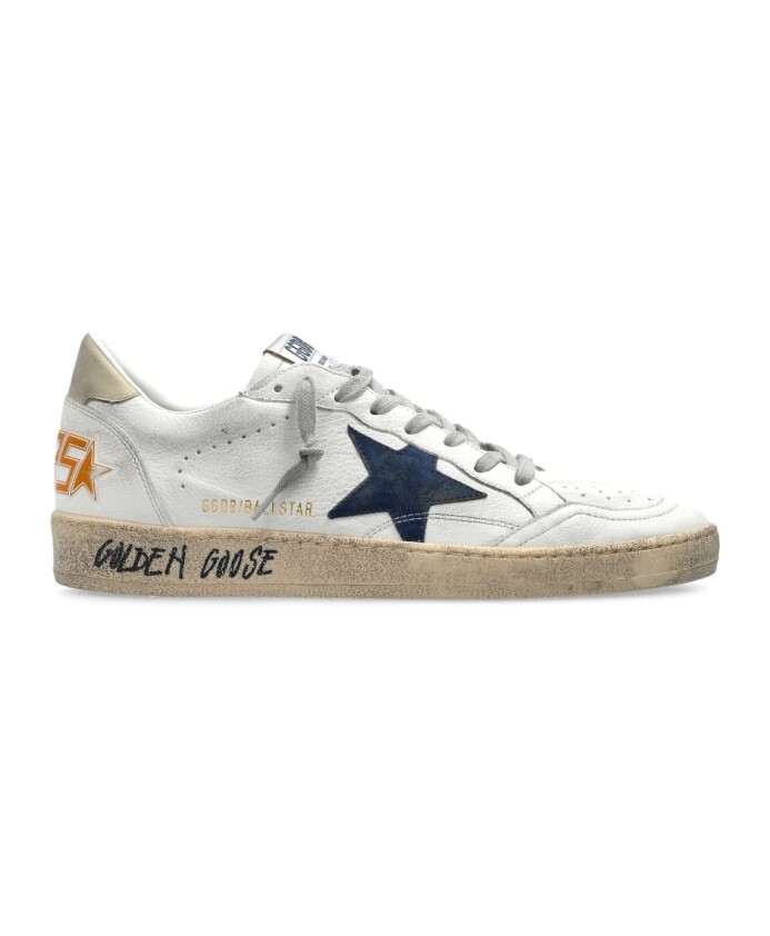 sneakers-blanches-avec-application-detoile