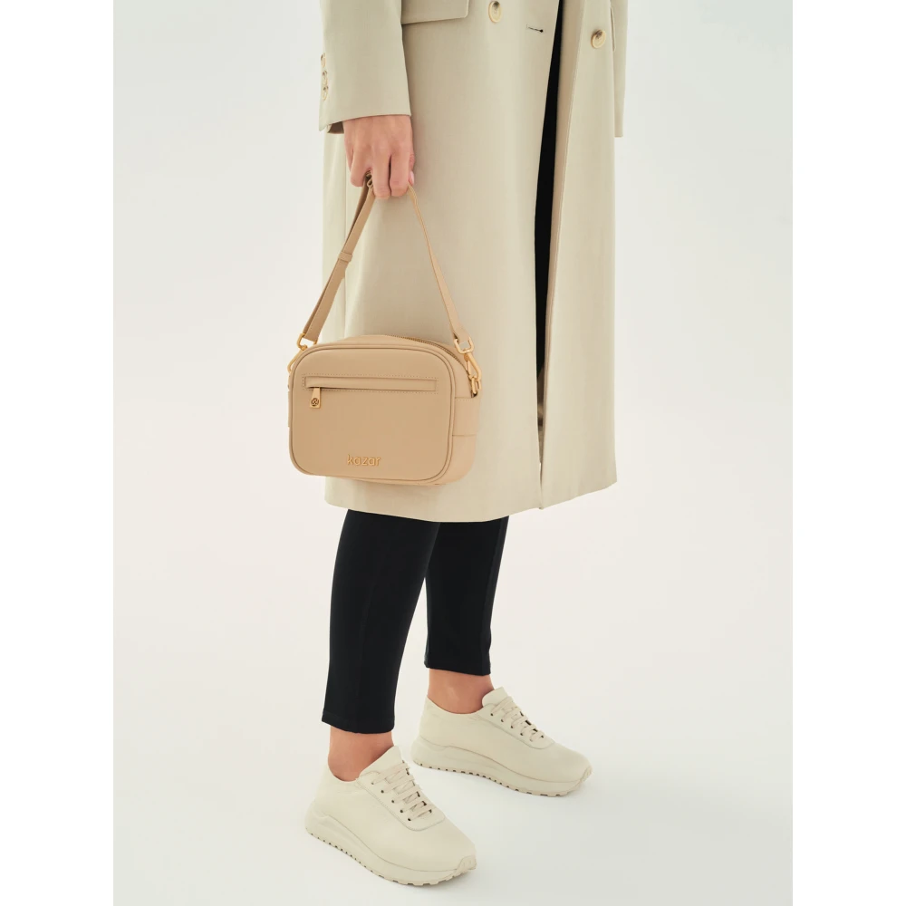 Kazar Beige leren tas aan een lange band Beige Dames