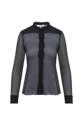 Genomskinlig blus med knappslå