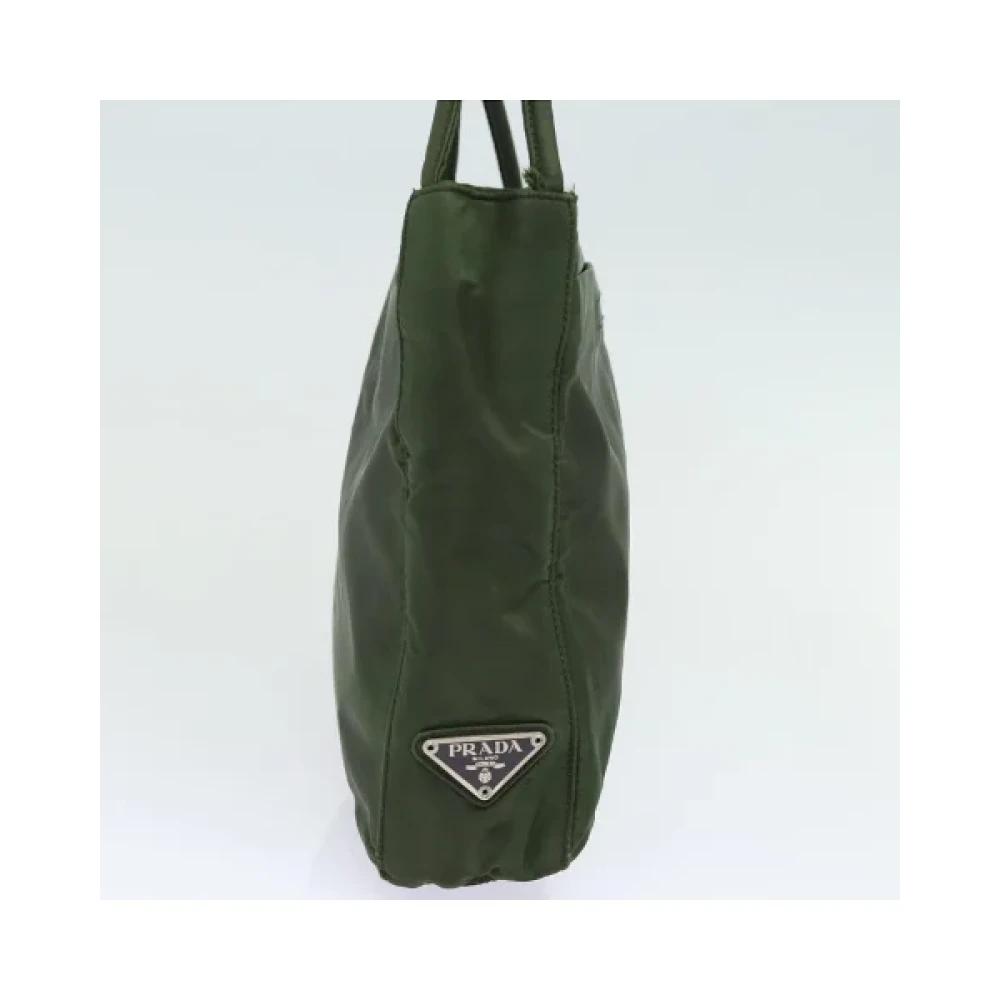 Prada Vintage Pre-owned Nylon handbags Green Dames