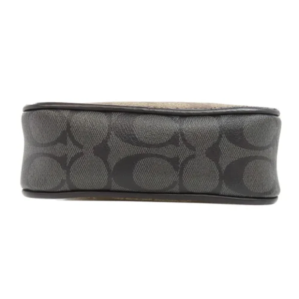 Coach Pre-owned Fabric shoulder-bags Brown Dames
