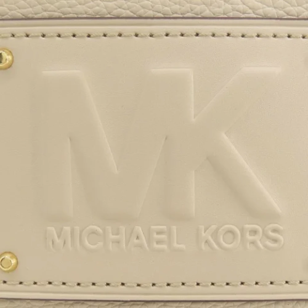 Michael Kors Pre-owned Leather handbags Beige Dames