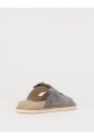 sandales-avion-en-daim