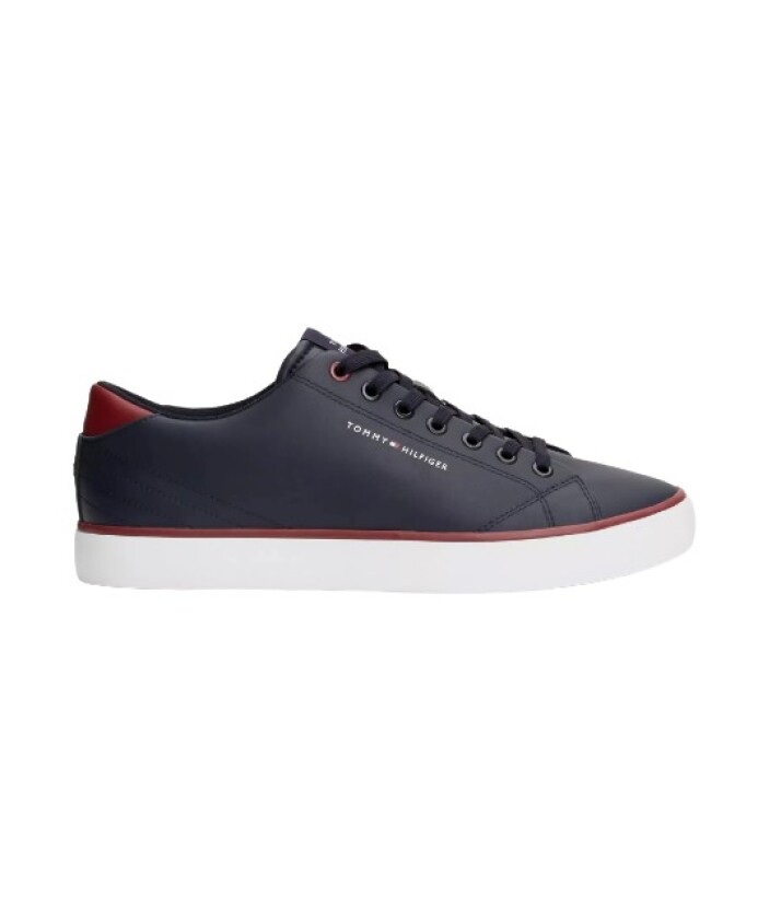 casual-sneakers-for-men-and-women
