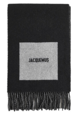 contrasting-wool-scarf-with-fringes