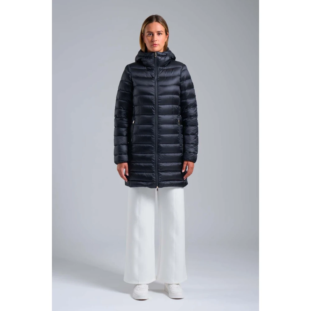 Ciesse Piumini Nitak Lange zwarte donsjack met 800 vulkracht en capuchon Black Dames