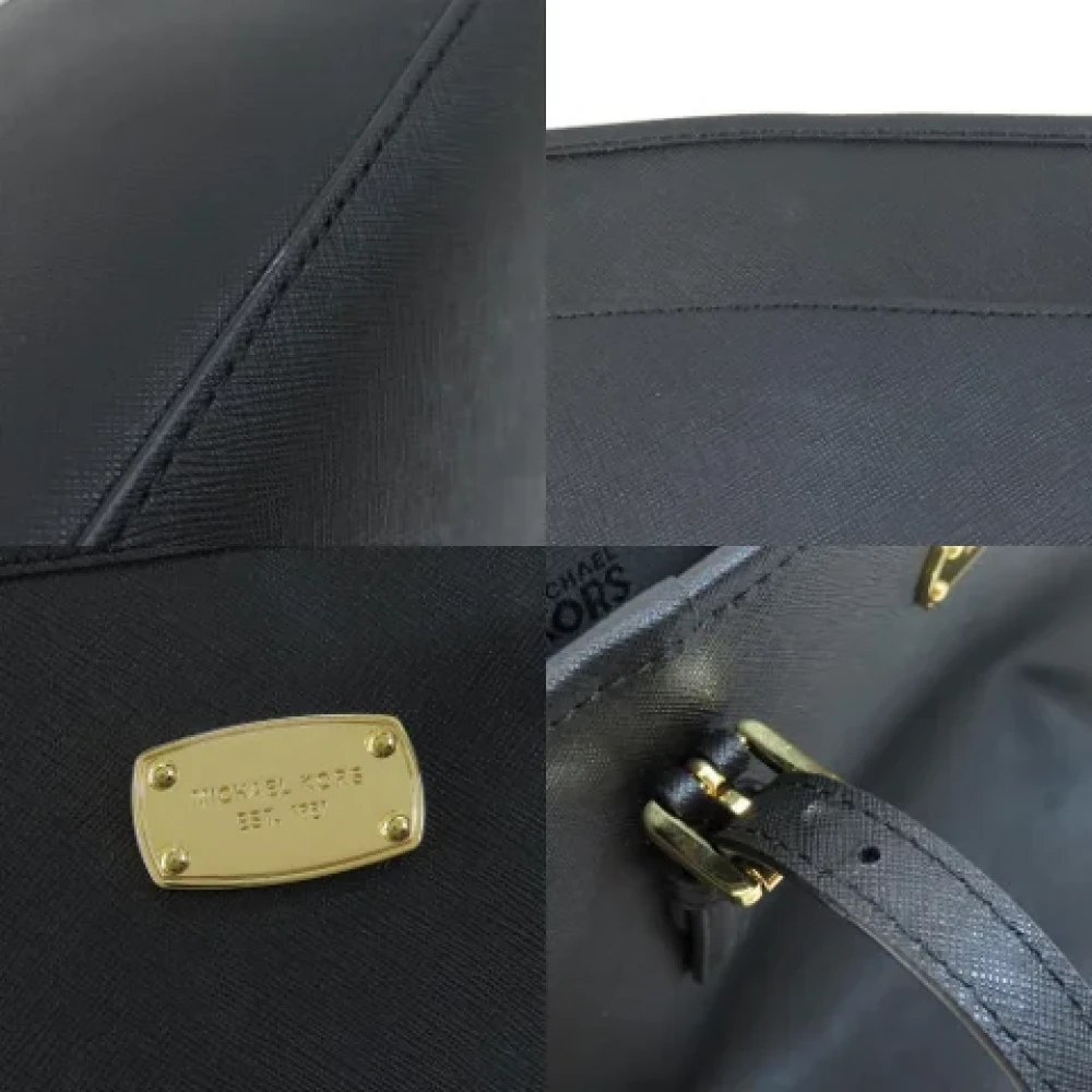 Michael Kors Pre-owned Plastic shoulder-bags Black Dames
