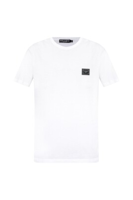 appliqued-t-shirt