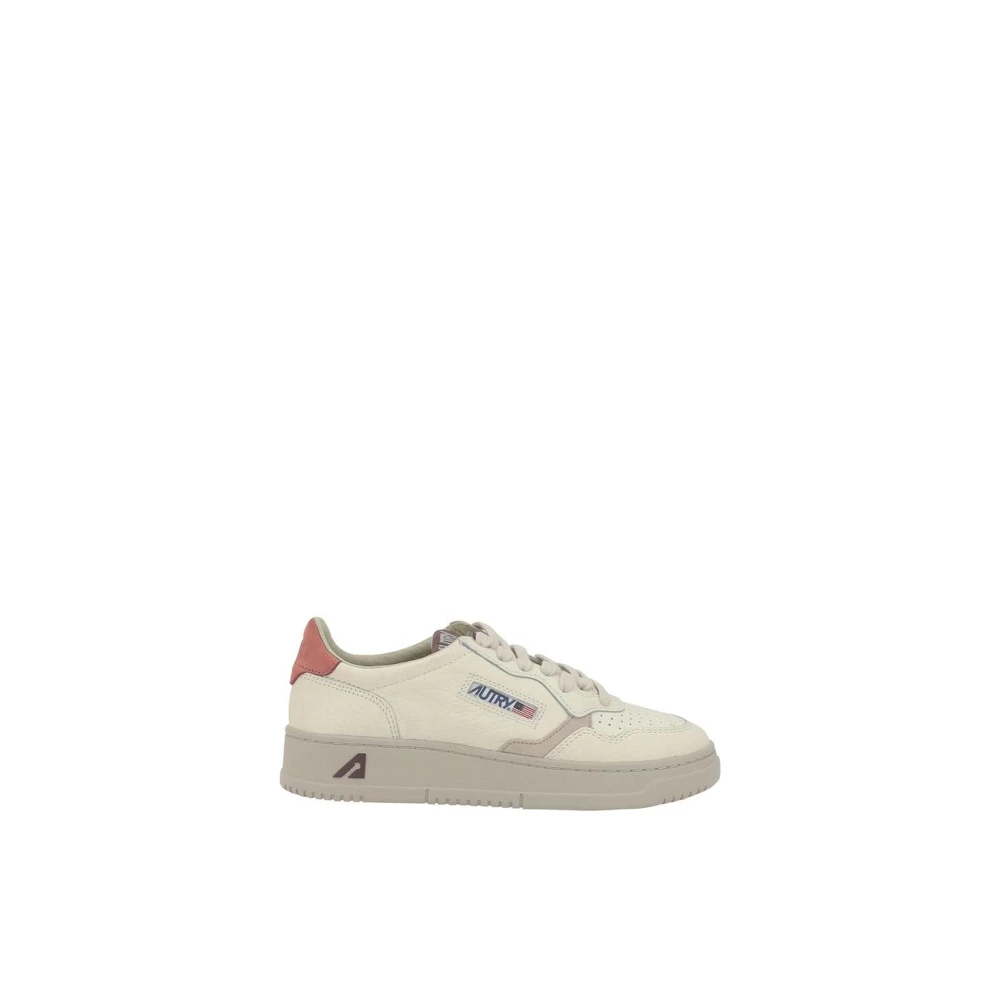Autry Lage leren sneakers met geperforeerde neus Dames Schoenen Wit