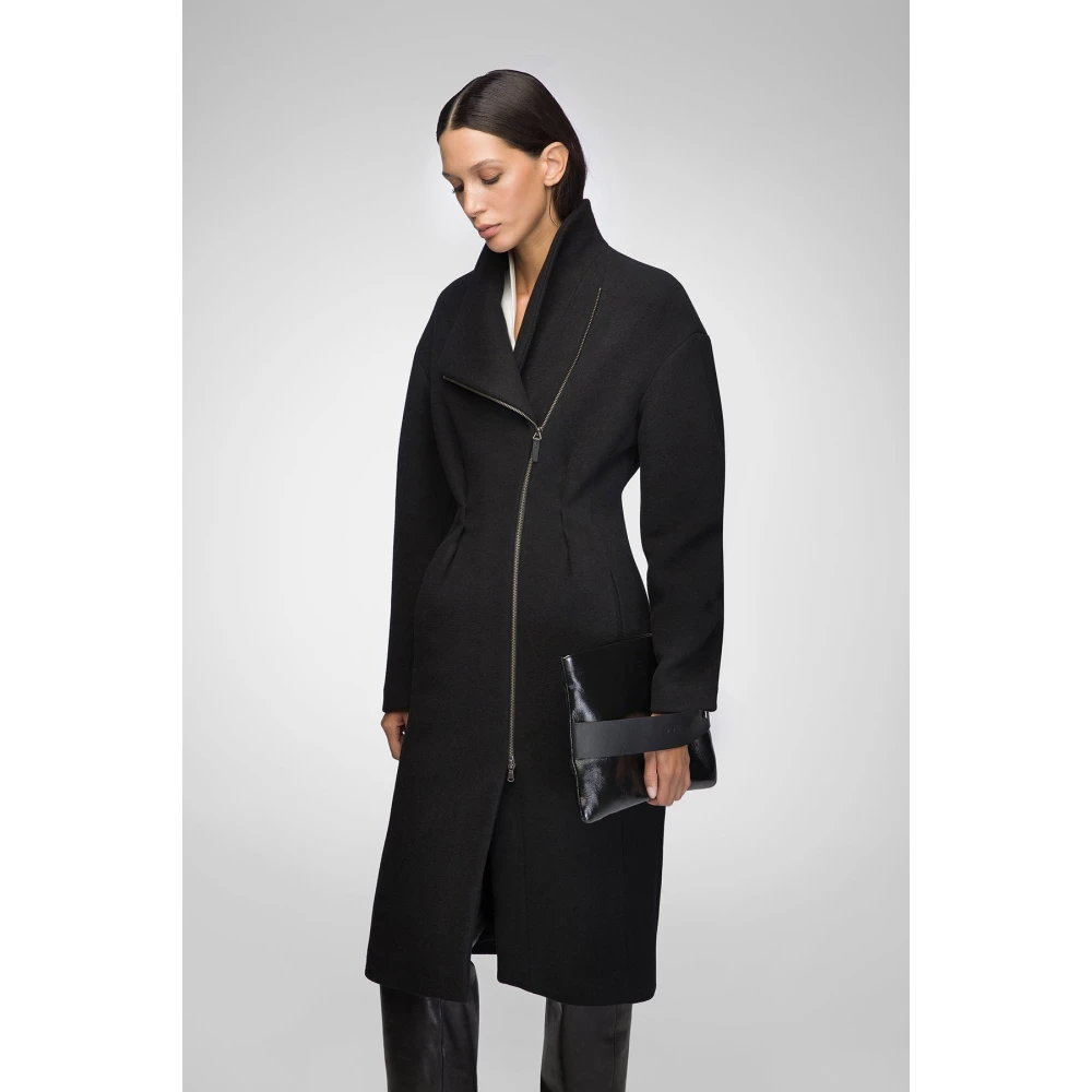 VSP Matilde Zwarte wollen jas Black Dames