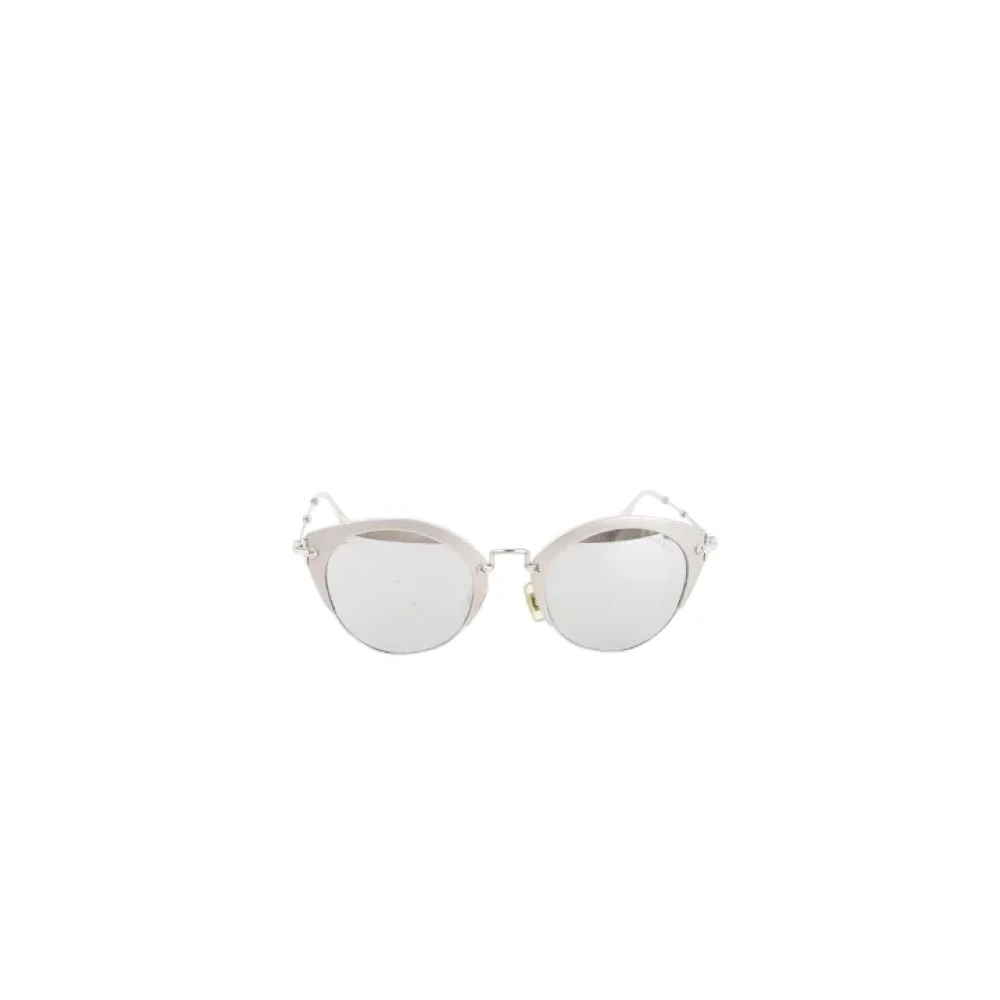 Miu Pre-owned Plastic sunglasses Gray Dames