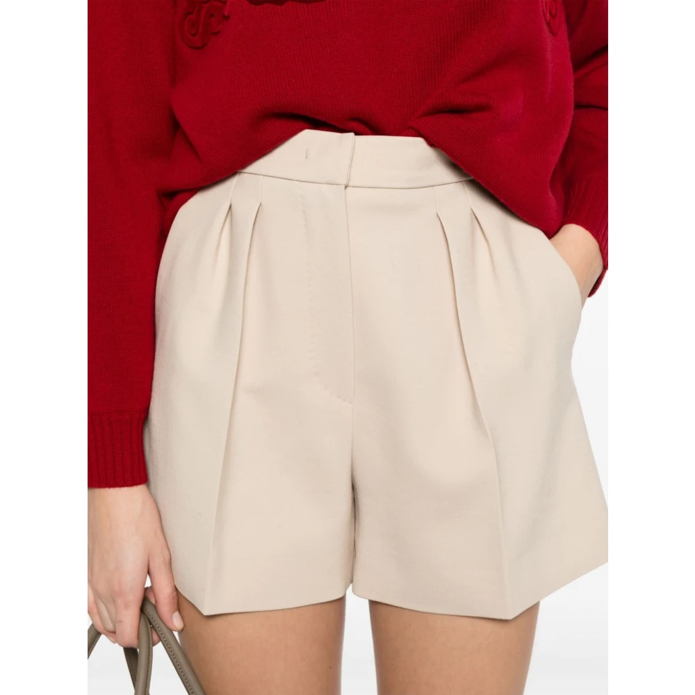 Max Mara Beige Geplooide Shorts met Zakken Beige Dames