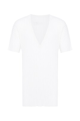 white-sweater-for-men-ss25