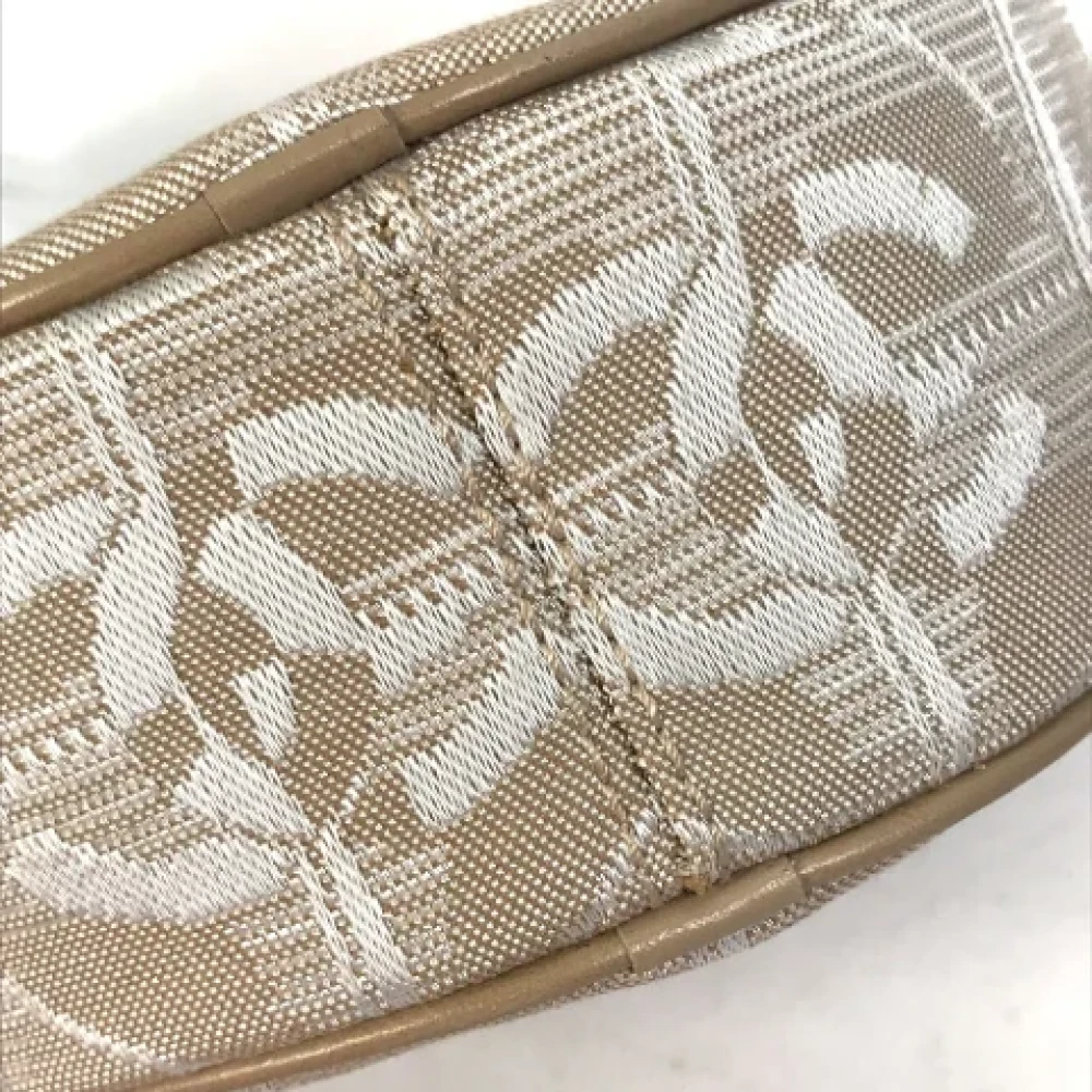 Chanel Vintage Pre-owned Fabric clutches Beige Dames
