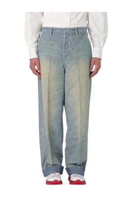 grey-relaxed-fit-jeans