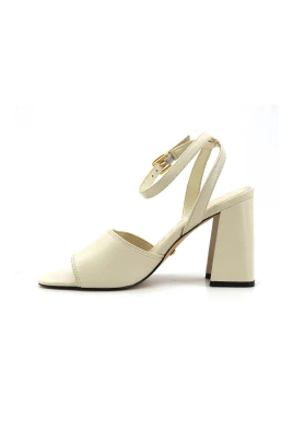 Kernara Sandal