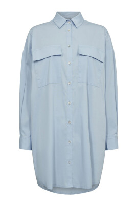 oversized-shirt-with-pockets-and-buttons