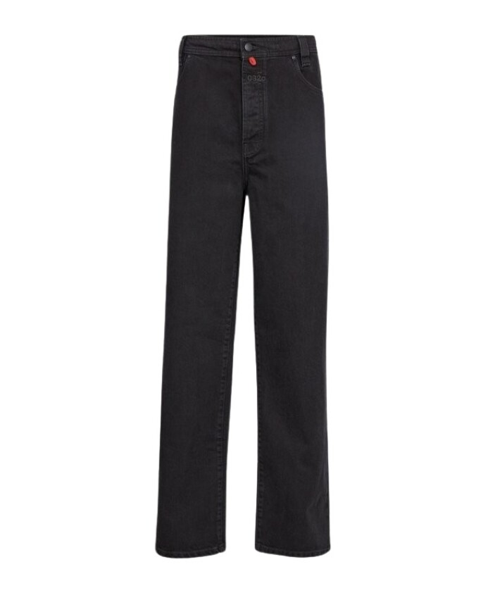 wijde-pijp-klassieke-zwarte-jeans