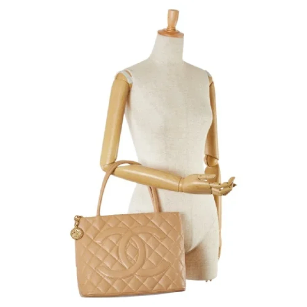 Chanel Vintage Pre-owned Leather handbags Beige Dames