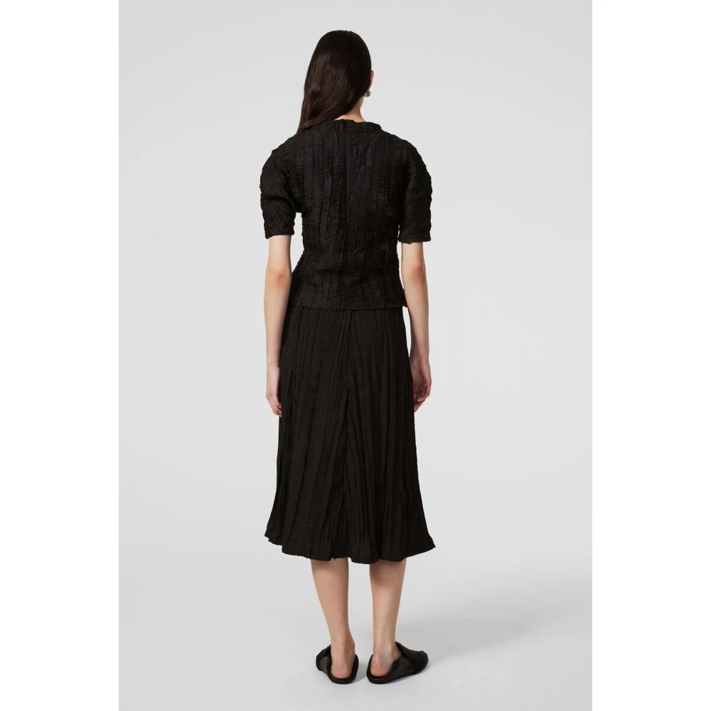 Rodebjer Gestructureerde V-hals Blouse met Rits Detail Black Dames