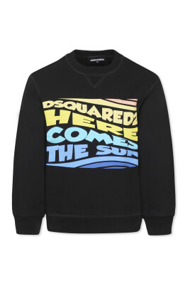 sweatshirt-noir-a-col-rond-avec-logo
