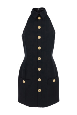 robe-noire-en-laine-avec-col-pointu