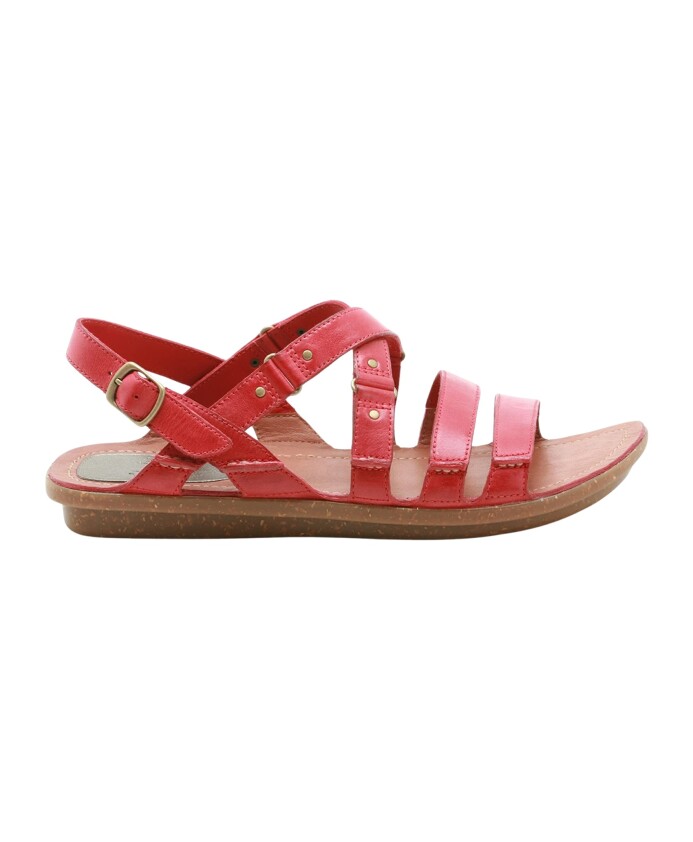 elegante-sandale-en-cuir-avec-boucle-reglable